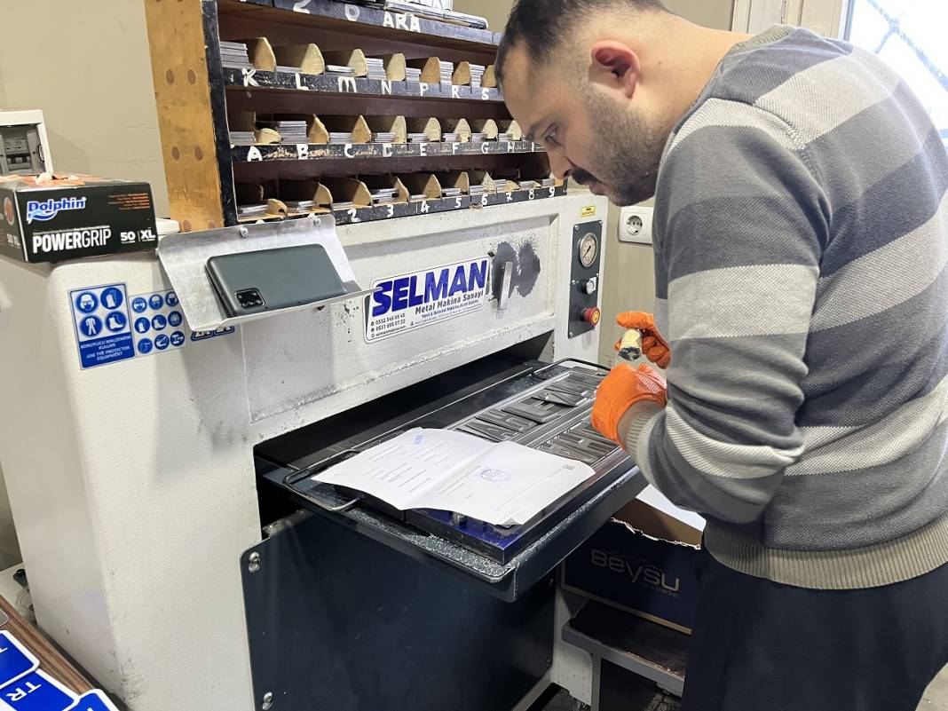 Konya'da APP plaka korkusu! Günde 900 plaka basıyorlar 5